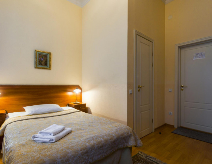 Комната стандарт с 1 односпальной кроватью - Гостевой дом «Басков» Санкт-Петербург