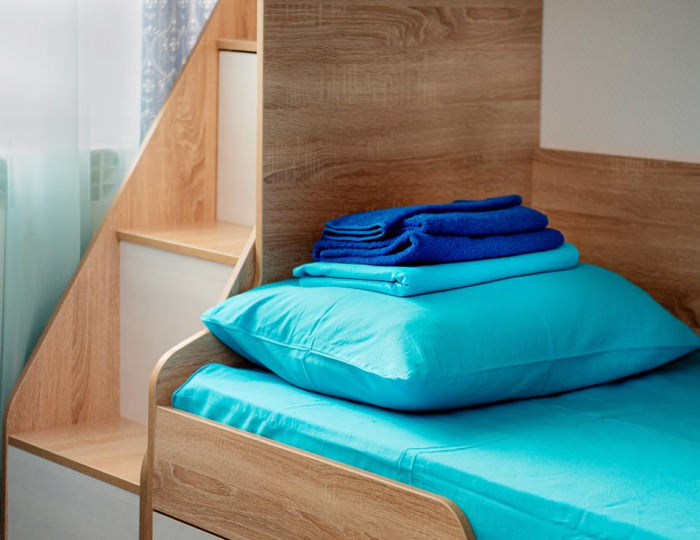 Кровать в 4-местном общем номере - Отель «Маяк» Новоалтайск