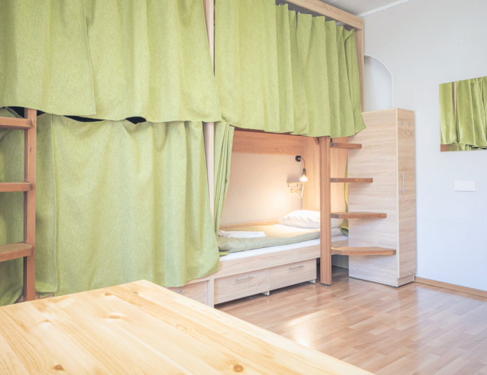 Кровать в 8-местном общем номере - База отдыха «Ковчег» Усть-Кокса