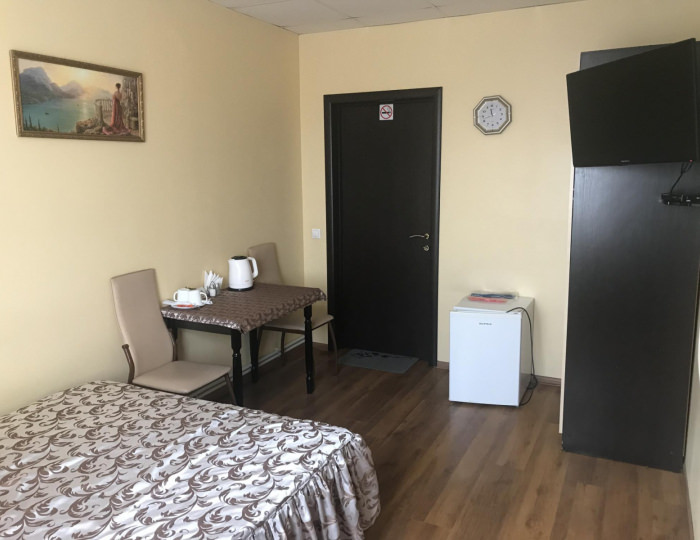 Номер стандарт с 1 двуспальной кроватью - Мини-отель «Артик» Отрадное