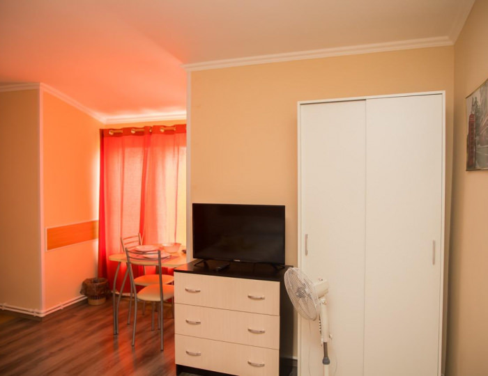 Номер стандарт с 2 односпальными кроватями (мансарда) #11 - Мини-отель «Кашира» Кашира