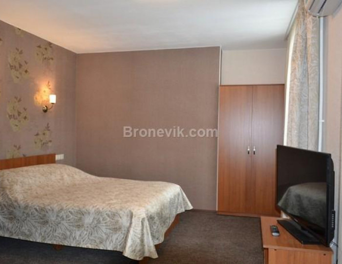 Номер стандарт с 1 двуспальной кроватью № 1, 2, 3, 5, 6 - Мини-отель ПО Октябрь / Корпус 1 Каменск-Уральский