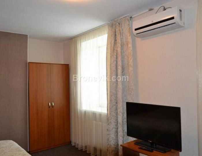 Номер стандарт с 1 двуспальной кроватью № 1, 2, 3, 5, 6 - Мини-отель ПО Октябрь / Корпус 1 Каменск-Уральский