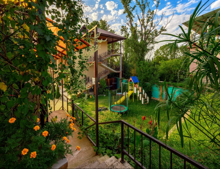 Отель Eco Life / Эко Лайф Цандрипш