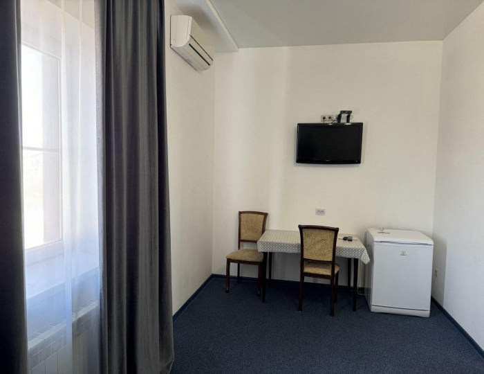 Номер полулюкс с 2 односпальными кроватями - Отель «Престиж» Астрахань