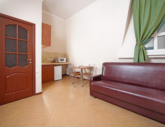 2-комнатные апартаменты студия (категория A) - Гостевой дом «Замок» Беседы