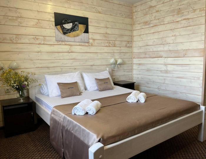 2-местный номер стандарт с 1 двуспальной кроватью - Загородный отель «Горное Озеро от Травел Хотелс Антураж» Даховская