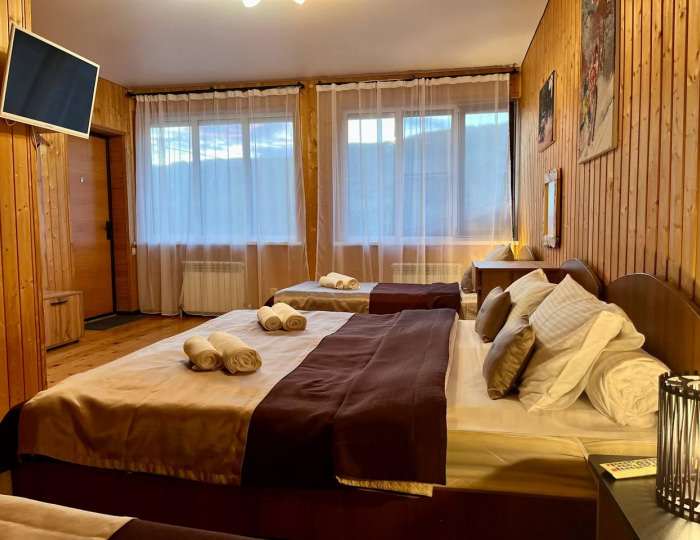 4-местный номер стандарт семейный - Загородный отель «Горное Озеро от Травел Хотелс Антураж» Даховская