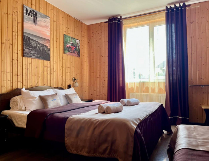 3-местный номер стандарт - Загородный отель «Горное Озеро от Травел Хотелс Антураж» Даховская