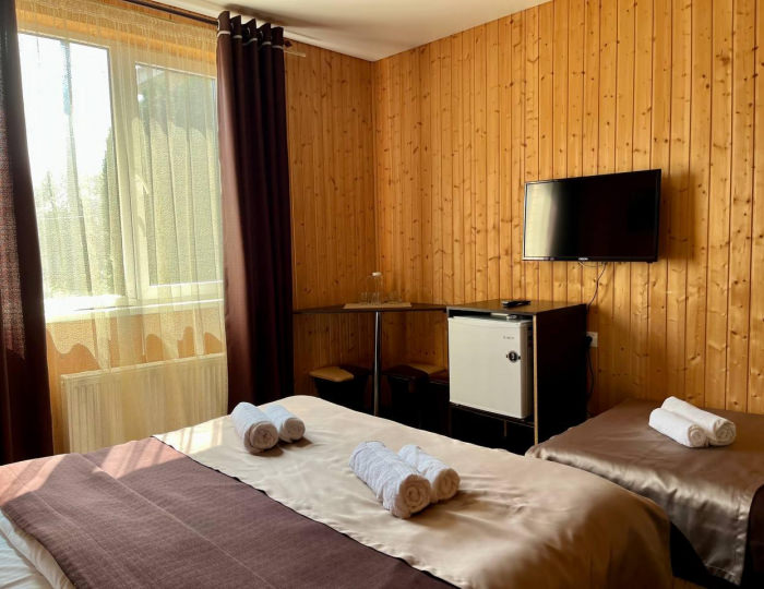 3-местный номер стандарт - Загородный отель «Горное Озеро от Травел Хотелс Антураж» Даховская
