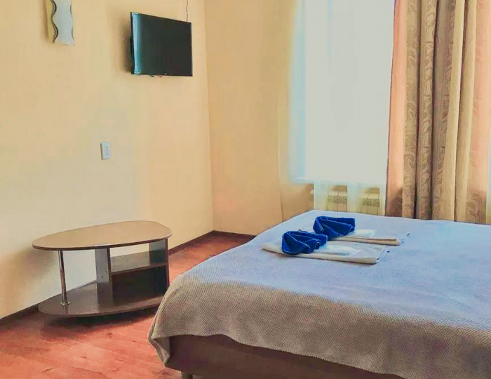 2-местный номер стандарт комфорт с 1 двуспальной кроватью - Гостевой дом «Семейный уют» Катунь