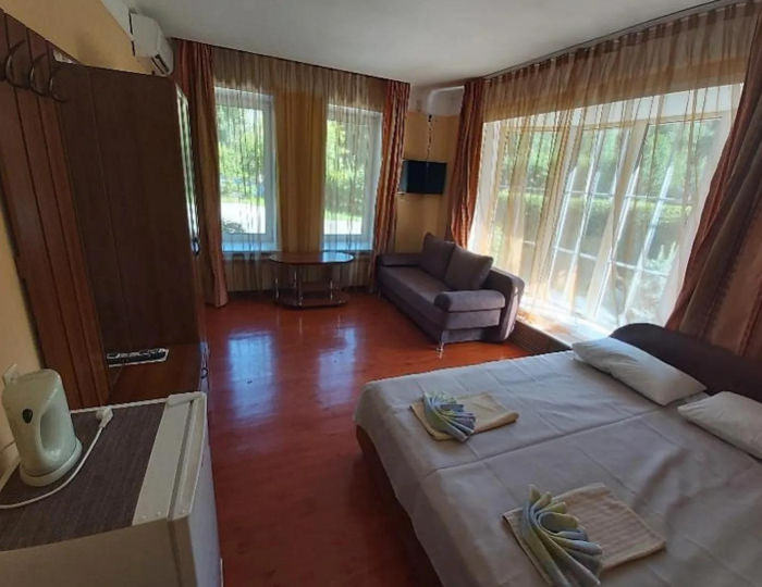 4-местный номер улучшенный комфорт - Гостевой дом «Семейный уют» Катунь