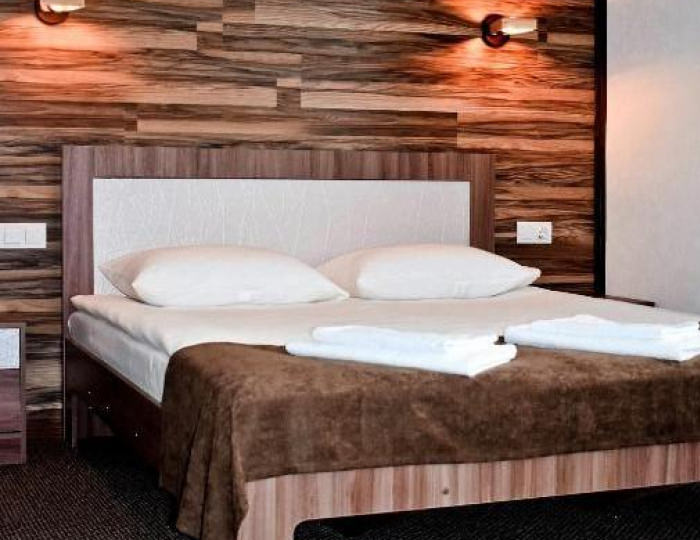 Номер комфорт с 1 двуспальной кроватью - Мини-отель «Люкс» Камень-на-Оби