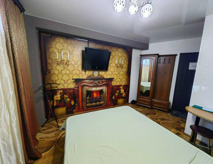 Номер люкс с 1 двуспальной кроватью - Мини-отель «Уют» Заринск