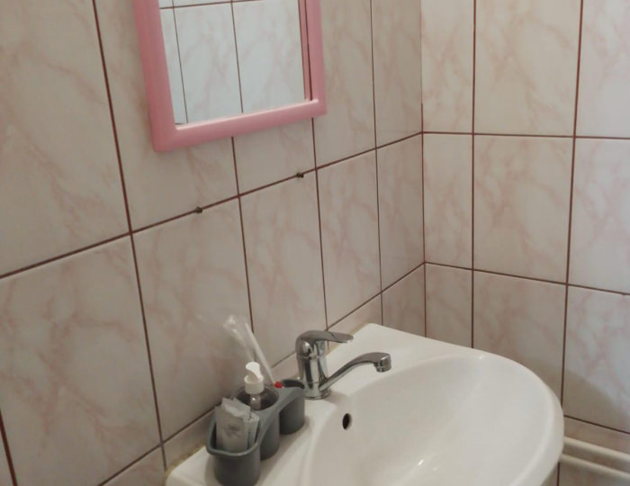 Номер стандарт семейный - Мини-отель «Аль Капоне» Новоалтайск