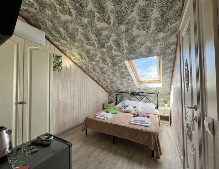 Номер стандарт с 1 двуспальной кроватью (мансарда) - Отель «Бали Вилла» Геленджик