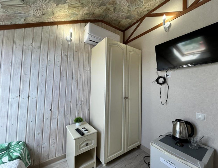 Номер стандарт с 2 односпальными кроватями (мансарда) - Отель «Бали Вилла» Геленджик