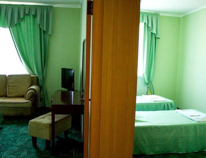 2-комнатный номер стандарт семейный - Отель «Алия» Даховская