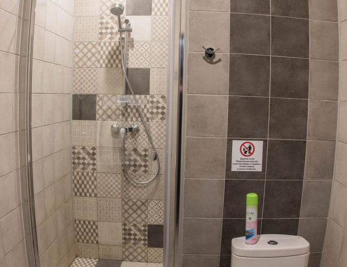 Номер делюкс с 1 двуспальной кроватью и балконом - Загородный отель «Каштан» Даховская