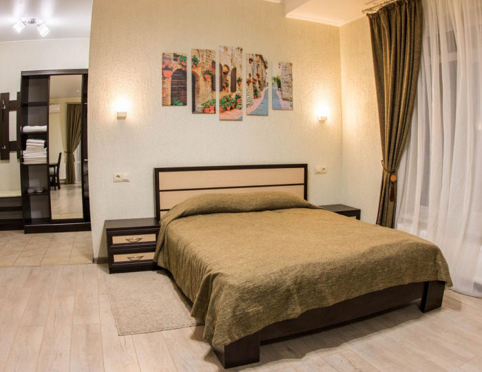 4-местный номер стандарт семейный - Загородный отель «Каштан» Даховская