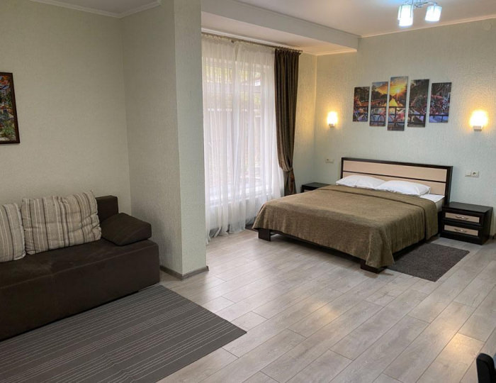 4-местный номер стандарт семейный с террасой - Загородный отель «Каштан» Даховская