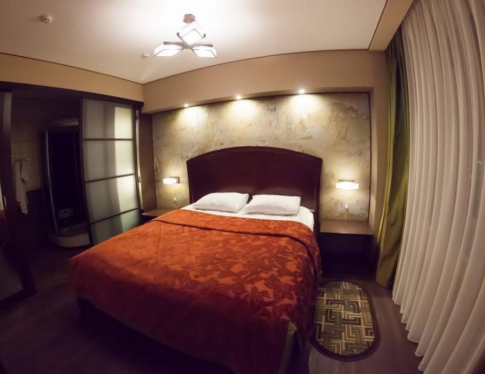 Номер люкс с 1 двуспальной кроватью - Гостиница «Авача» Петропавловск-Камчатский