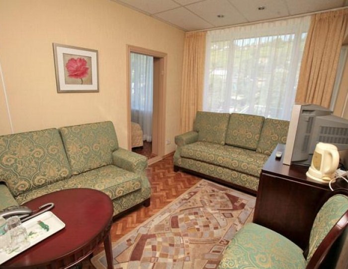 2-местный номер люкс с 1 двуспальной кроватью - Гостиница «Авача» Петропавловск-Камчатский