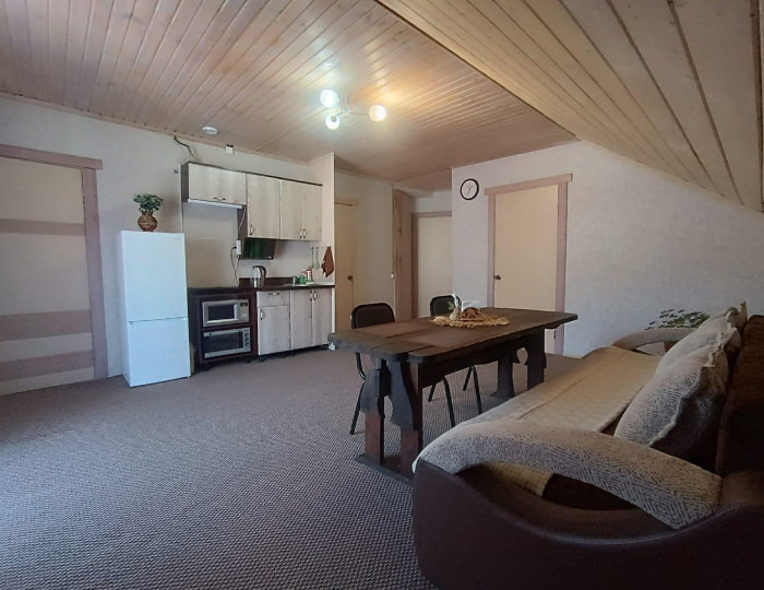 3-комнатные апартаменты стандарт (мансарда) - Гостевой дом «Горная Пчела» Белокуриха