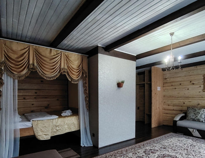 Комната комфорт с 1 двуспальной кроватью - Гостевой дом «Горная Пчела» Белокуриха