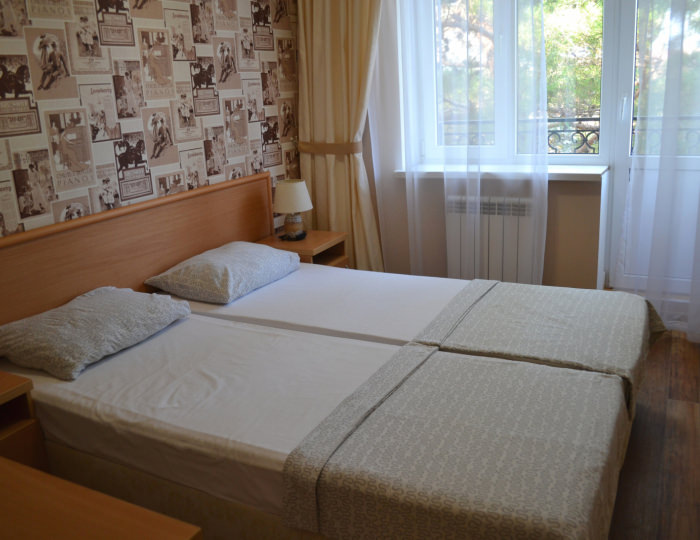 Улучшенный 2-местный с балконом 4 этаж - Отель «Дарья» Геленджик