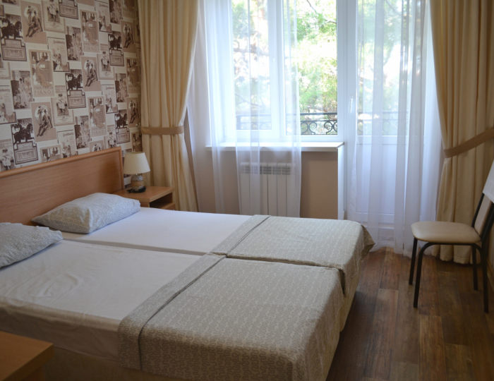 Улучшенный 2-местный с балконом 4 этаж - Отель «Дарья» Геленджик