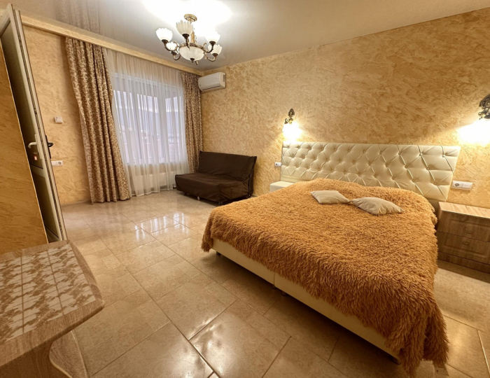 4-местный номер комфорт полулюкс - Гостевой дом «Изабелла» Геленджик