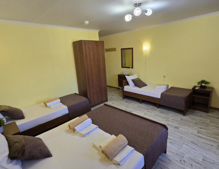 4-местный номер стандарт - Гостевой дом «Яблоко» Геленджик
