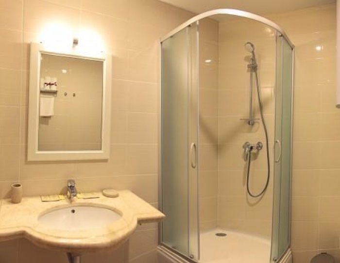 Номер полулюкс (с завтраком) - Гостиница «Центр» Тула