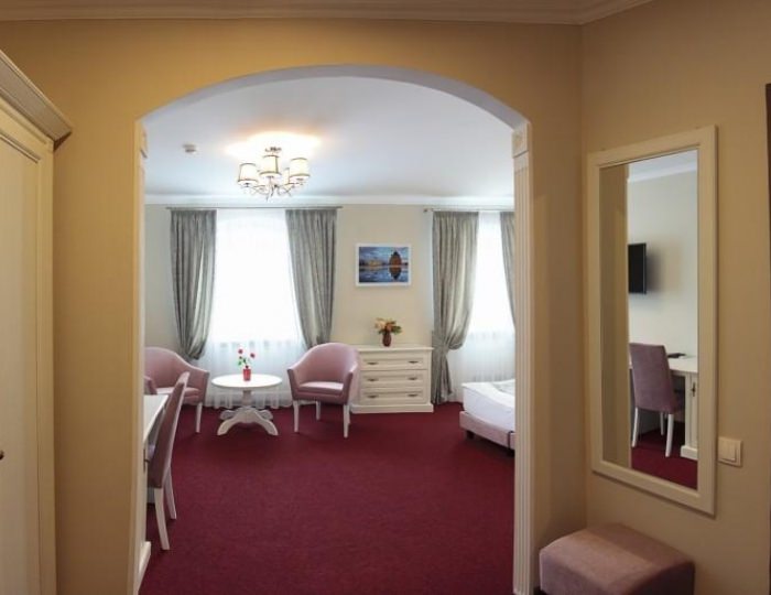 Номер полулюкс (с завтраком) - Гостиница «Центр» Тула