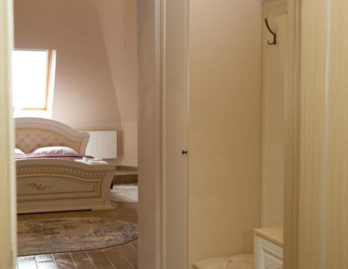 Номер люкс с 1 двуспальной кроватью (мансарда) - Отель «Пирамида» Борисовка