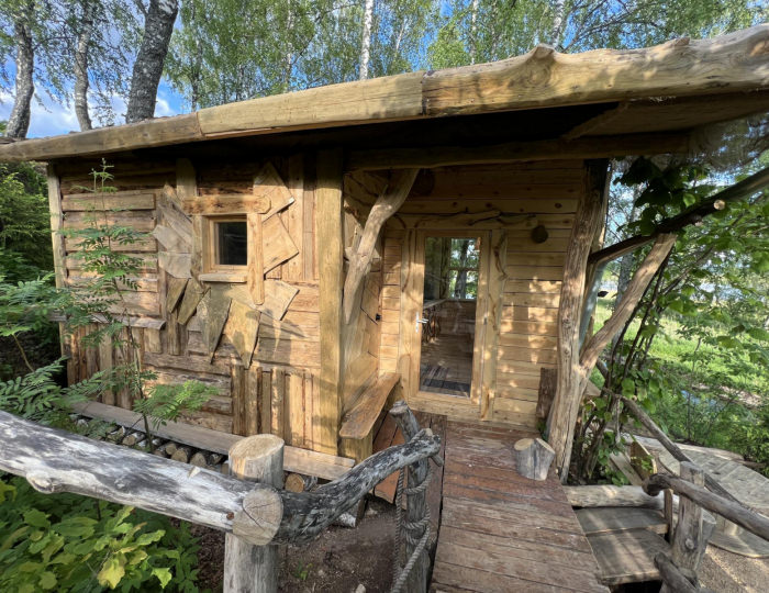 Домик на озере - База отдыха «Юрта Эко Отель» Брикет