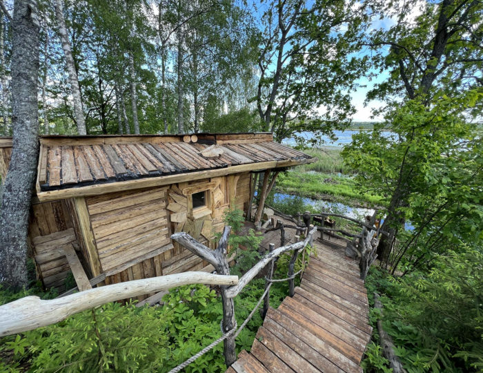 Домик на озере - База отдыха «Юрта Эко Отель» Брикет