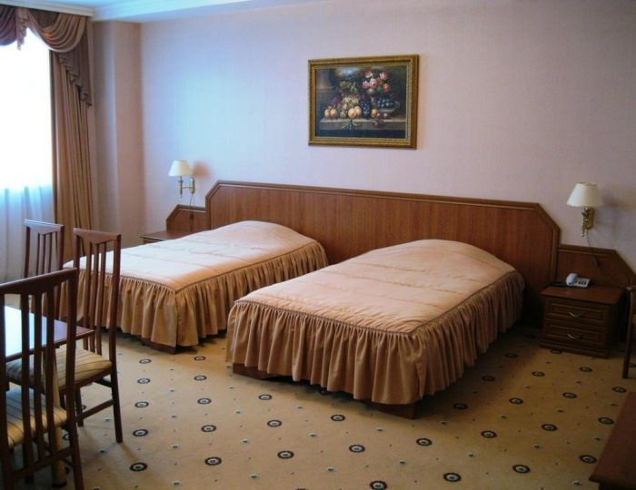 Номер полулюкс с 2 односпальными кроватями (с завтраком) - Гостиница «Профит» Тула