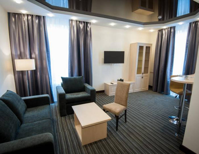 Номер люкс - Отель «Искра» Химки