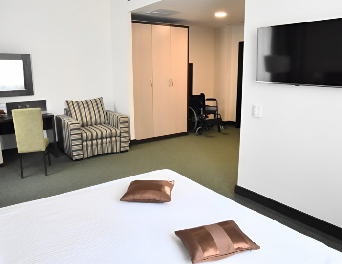 Номер стандарт для маломобильной группы населения - Отель «Искра» Химки