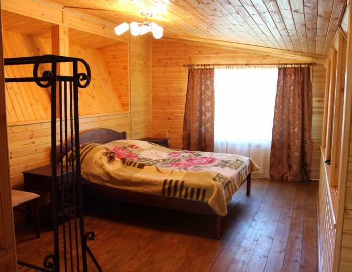 Улучшенный двухместный номер c двуспальной кроватью - Комплекс отдыха «Лесная Гавань»