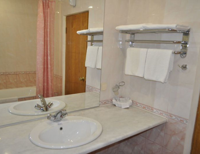 3-местный 1 категория мансардные / не мансардные - Отель «Континент» Воскресенск