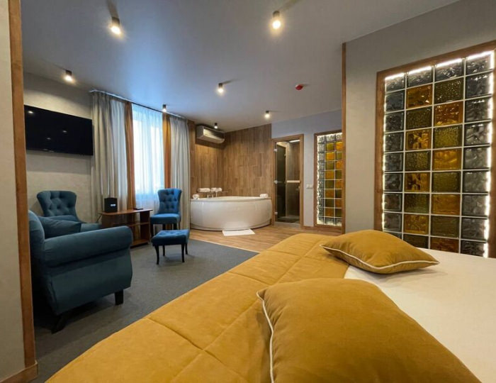 люкс с джакузи - Отель «Лофт Бутик Отель» Королев