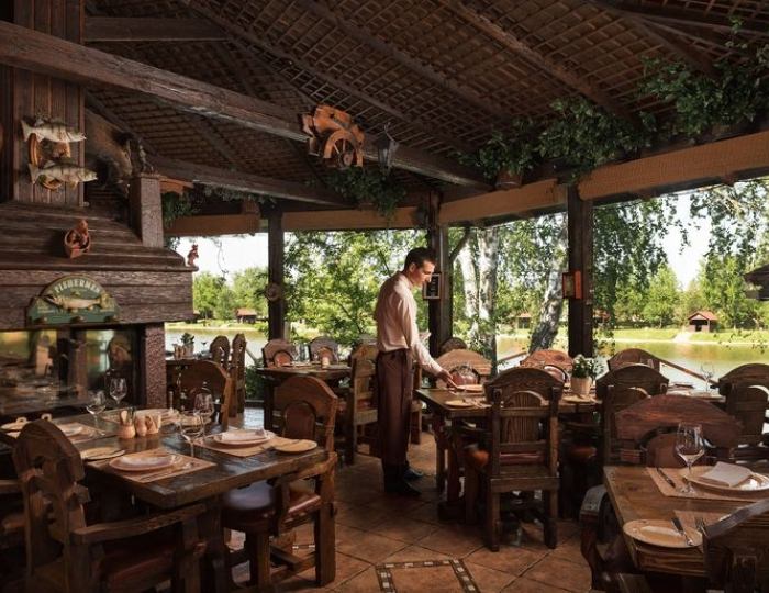 Рестораны и бары - Отель «Фиш Пойнт Фэмили Резорт» Подольск