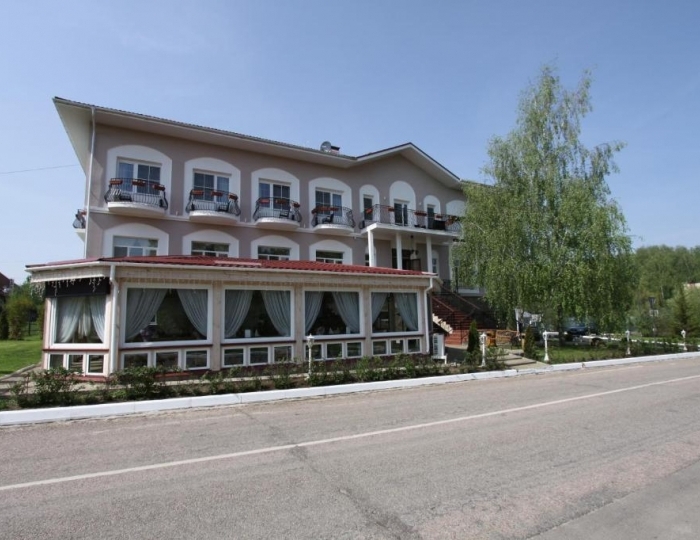 Отель «Золотая семерка» Семивраги