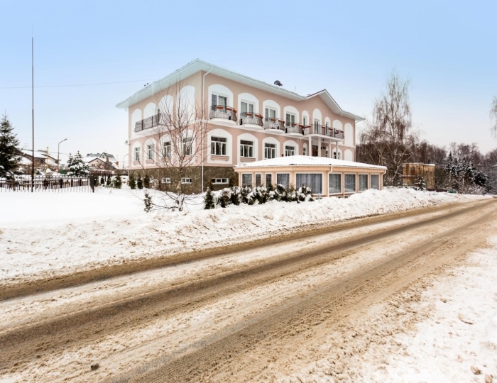 Отель «Золотая семерка» Семивраги