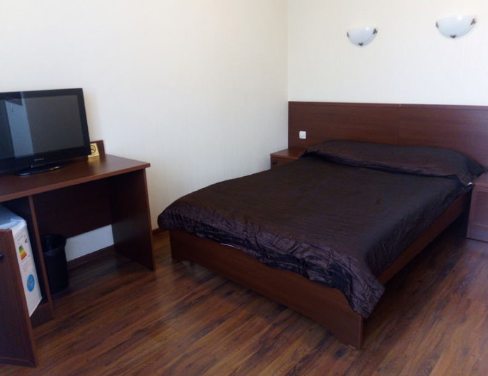 2-местный с 2-спальной кроватью 4 этаж - Отель «Атриум» Ступино