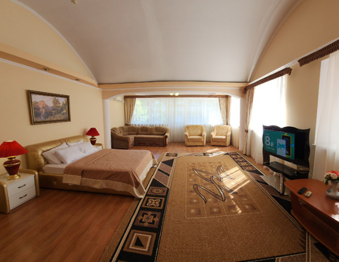 Комфорт семейный 2-местный Мед. корпус - Санаторий «Киев» Алушта