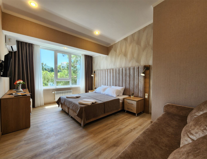 Люкс 2-местный 1-комнатный - Санаторий «Киев» Алушта